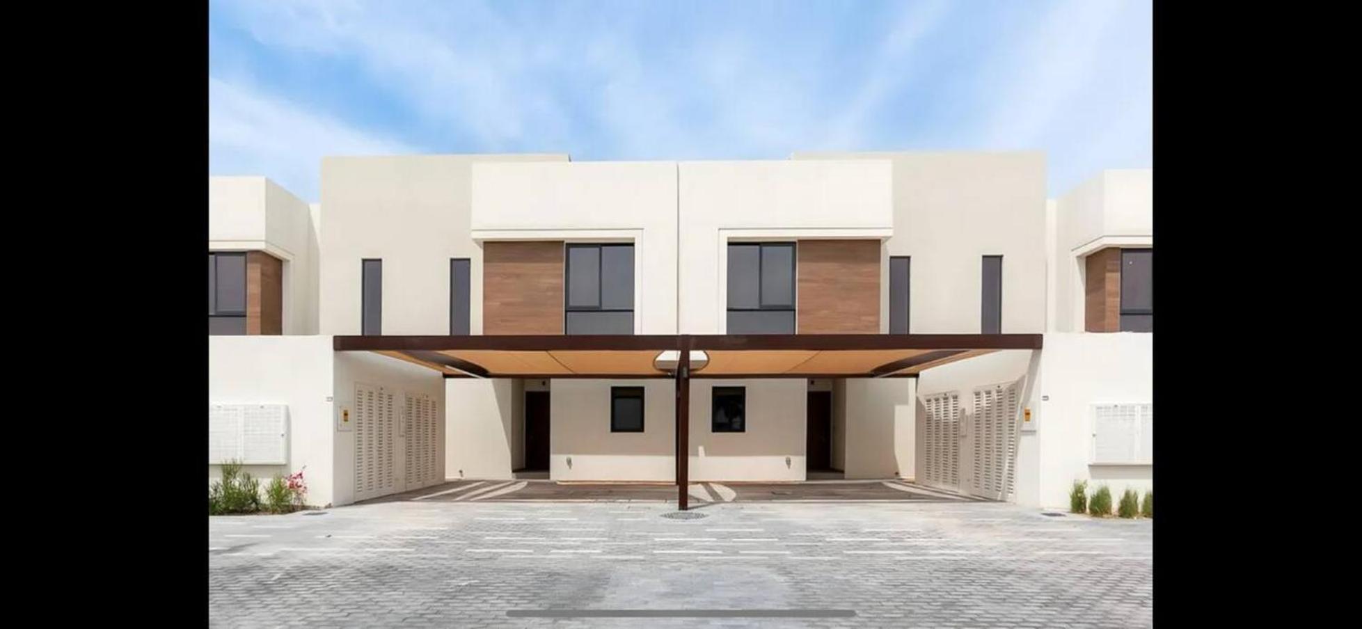 F1 Dream 4br Villa! - Yas Island Abu Dhabi
