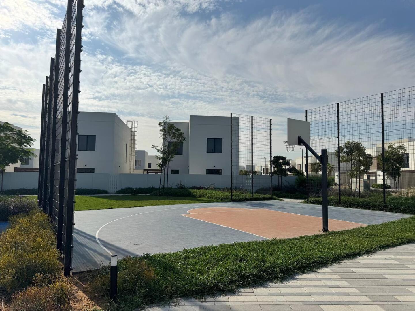 F1 Dream 4br Villa! - Yas Island * Abu Dhabi