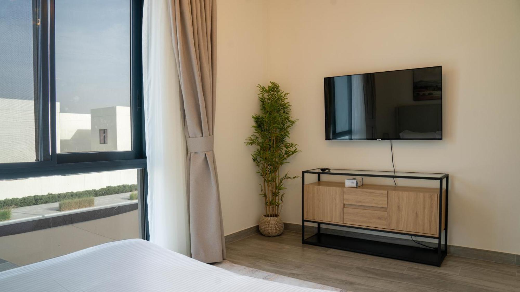 F1 Dream 4br Villa! - Yas Island *